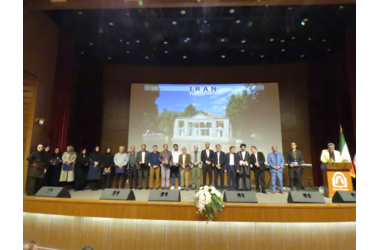 در آیین گرامیداشت روز کارمند؛  از تلاشگران شایسته دانشگاهی در آیینی صمیمی تجلیل شد.