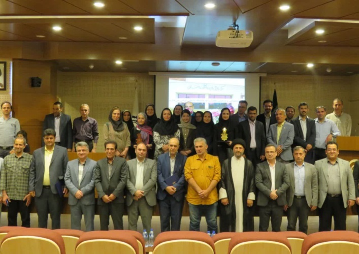 آیین تجلیل از اساتید برگزیده و سرآمدان آموزشی دانشگاه دامغان